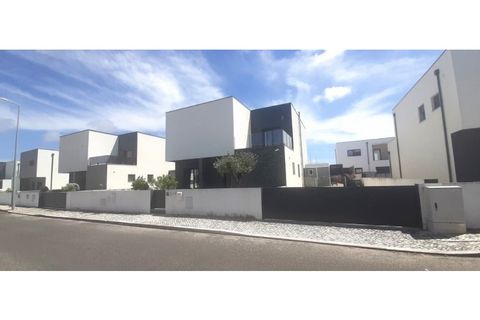 Villa i Caldas da Rainha, Leiria, Caldas da Rainha - € 630.000 | Ref: MM-CA2319 - foto 2