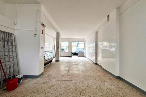 Erhvervsejendom i Amadora, Lisbon, Amadora - € 148.000 | Ref: A193 - foto 2