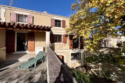 Landejendom i Eyragues, Bouches-du-Rhone, Eyragues - € 549.000 | Ref: 86394747 - foto 11