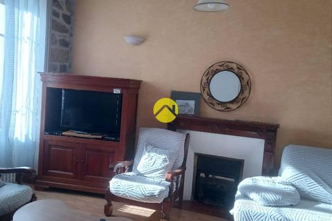 Erhvervsejendom i Massiac, Cantal, Massiac - € 265.000 | Ref: 96CAL110734 - foto 9