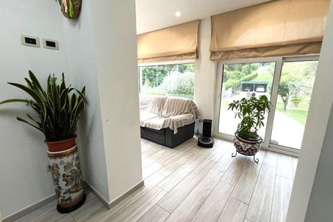 Villa a Massa, Massa and Carrara, Massa - € 600.000 | Ref: MS04 - foto 12