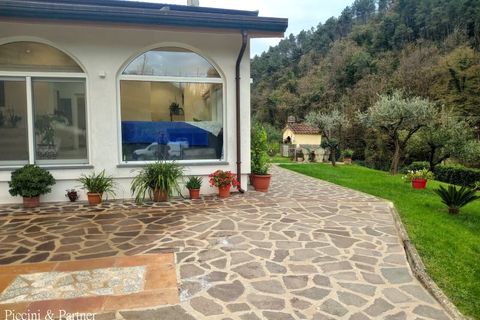 Villa a Massa, Massa and Carrara, Massa - € 600.000 | Ref: MS04 - foto 38