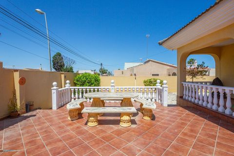 Villa i Los Balcones, Alicante, Los Balcones - € 610.000 | Ref: R11779 - foto 35