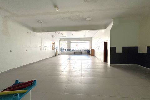 Erhvervsejendom i Amadora, Lisbon, Amadora - € 200.000 | Ref: UH011503 - foto 1