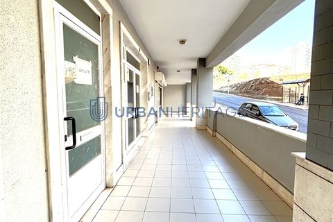 Erhvervsejendom i Amadora, Lisbon, Amadora - € 200.000 | Ref: UH011503 - foto 15
