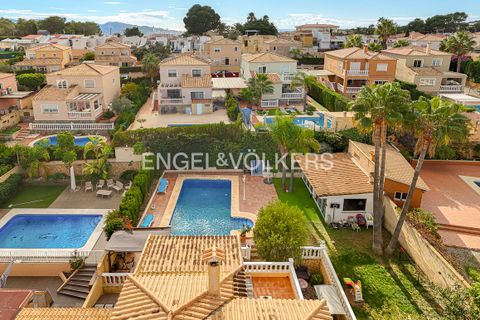 Villa a La Nucia, Alicante, La Nucia - € 549.000 | Ref: W-047928 - foto 2