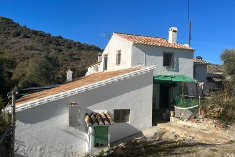 Herregård i Comares, Malaga, Comares - € 140 000 | Ref: ID3934 - foto 2