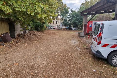 Helårsgrund i Arles, Bouches-du-Rhone, Arles - € 380.000 | Ref: VT120-ACTIVPATRIMONIA - foto 2