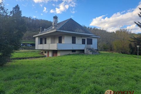 Villa a Pontremoli, Massa and Carrara, Pontremoli - € 150.000 | Ref: A354 - foto 2