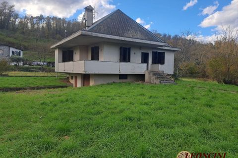 Villa a Pontremoli, Massa and Carrara, Pontremoli - € 150.000 | Ref: A354 - foto 11