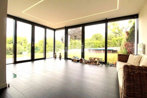 Villa a Archamps, Haute-Savoie, Archamps - € 955.000 | Ref: SD70282 - foto 2