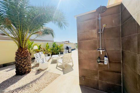 Villa i Torrevieja, Alicante, Torrevieja - € 780 000 | Ref: SH345/13477 - foto 44