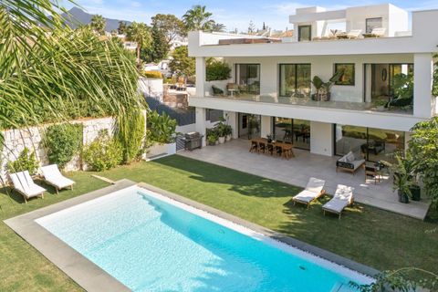 Villa i Marbella, Malaga, Marbella - € 4.895.000 | Ref: R5230330 - foto 1