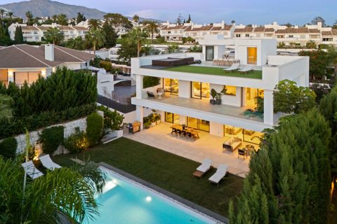 Villa i Marbella, Malaga, Marbella - € 4.895.000 | Ref: R5230330 - foto 46