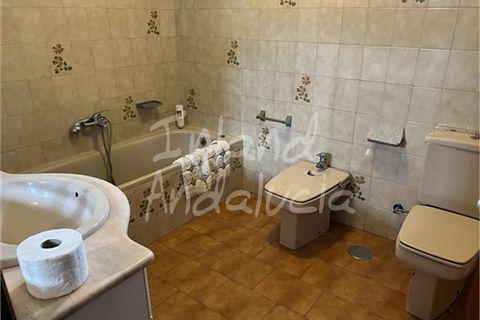 Byhus i Castillo De Locubin, Jaen, Castillo De Locubin - € 95.000 | Ref: TH6164 - foto 8