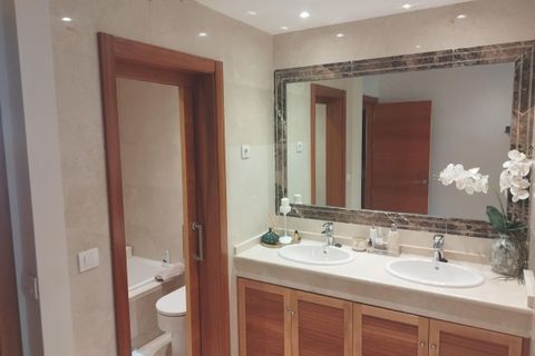 Leilighet i Estepona, Malaga, Estepona - € 530 000 | Ref: R5230264 - foto 12