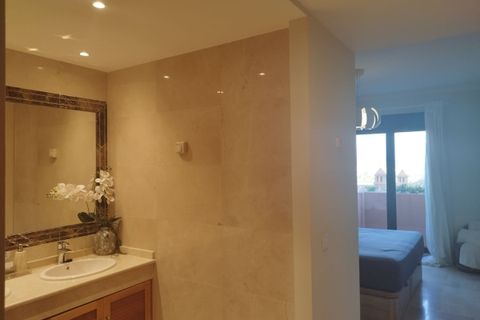 Leilighet i Estepona, Malaga, Estepona - € 530 000 | Ref: R5230264 - foto 13