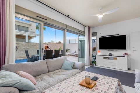Villa i Orihuela, Alicante, Orihuela - € 425.000 | Ref: 727977 - foto 8