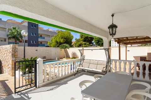 Villa a La Zenia, Alicante, La Zenia - € 585.000 | Ref: 739755 - foto 6