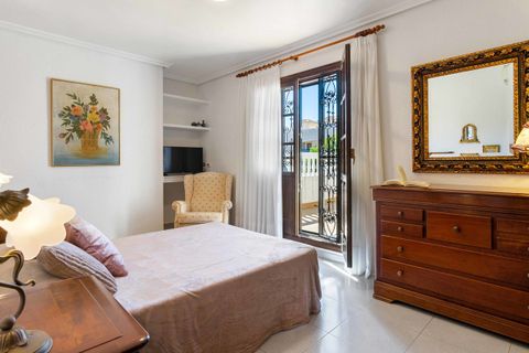 Villa a La Zenia, Alicante, La Zenia - € 585.000 | Ref: 739755 - foto 15
