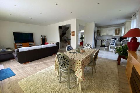 Villa i Chantilly, Oise, Chantilly - € 549.000 | Ref: 423307DLER - foto 4