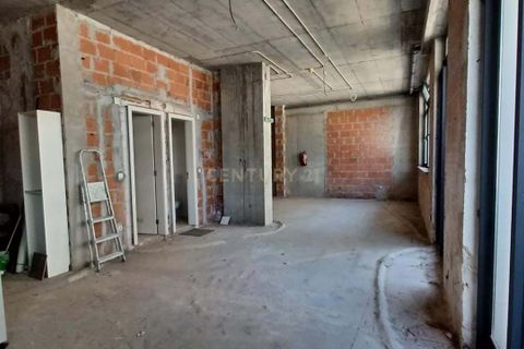 Erhvervsejendom i Alges, Lisbon, Alges - € 380.000 | Ref: C0222-06649 - foto 7