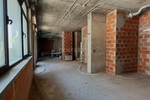 Erhvervsejendom i Alges, Lisbon, Alges - € 380.000 | Ref: C0222-06649 - foto 9