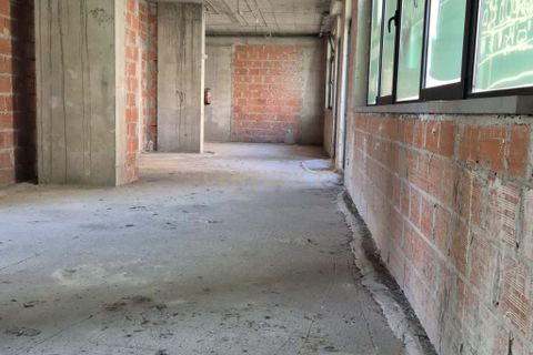 Erhvervsejendom i Alges, Lisbon, Alges - € 380.000 | Ref: C0222-06649 - foto 12