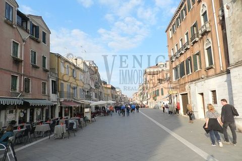 Erhvervsejendom i Venice, Venice, Venice - € 750.000 | Ref: VCS207 - foto 2