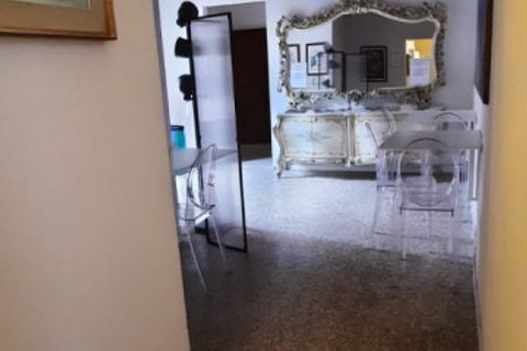 Erhvervsejendom i Venice, Venice, Venice - € 750.000 | Ref: VCS207 - foto 21