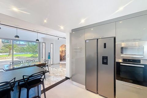 Villa i Antibes, Alpes-Maritimes, Antibes - € 5.900.000 | Ref: HH-15990598 - foto 6