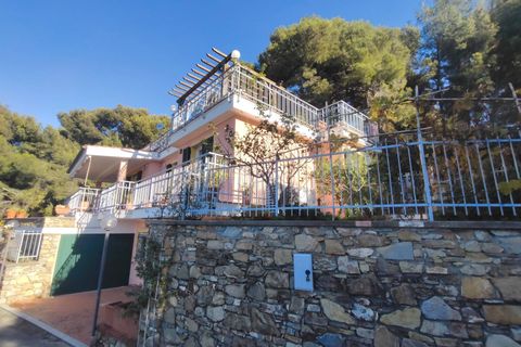 Villa a Andora, Savona, Andora - € 625.000 | Ref: 029 - foto 2