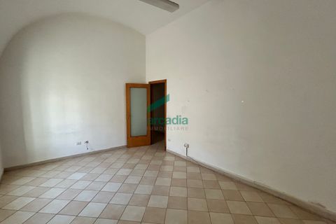 L'establiment comercial a Bitritto, Bari, Bitritto - € 1.300/mes | Ref: 12004/2025 - foto 8