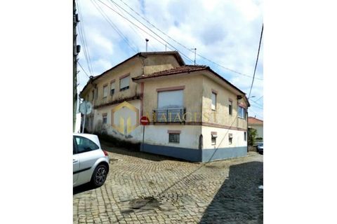 Villa i Serzedo, Porto, Serzedo - € 450.000 | Ref: vng_P251112 - foto 1