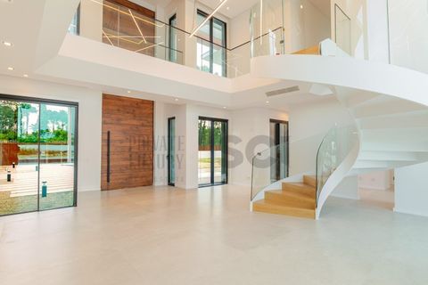 Villa i Corroios, Setubal, Corroios - € 3.999.000 | Ref: 10080 - foto 1
