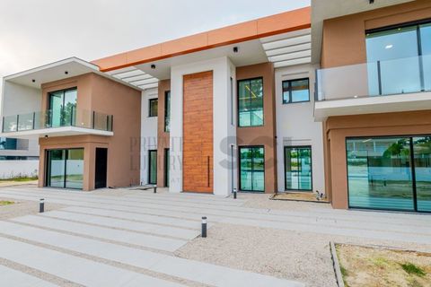Villa i Corroios, Setubal, Corroios - € 3.999.000 | Ref: 10080 - foto 4