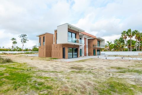 Villa i Corroios, Setubal, Corroios - € 3.999.000 | Ref: 10080 - foto 5