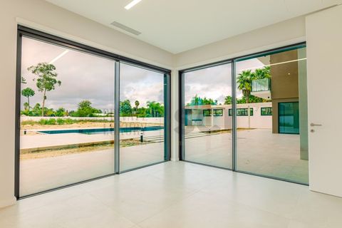Villa i Corroios, Setubal, Corroios - € 3.999.000 | Ref: 10080 - foto 23