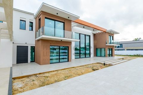 Villa i Corroios, Setubal, Corroios - € 3.999.000 | Ref: 10080 - foto 34