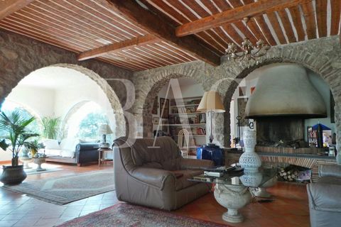 Villa i Frejus, Var, Frejus - € 1 895 000 | Ref: XP01230 - foto 8