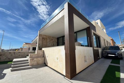 Villa a Torrevieja, Alicante, Torrevieja - € 1.900.000 | Ref: MLSC5602438/13477 - foto 3