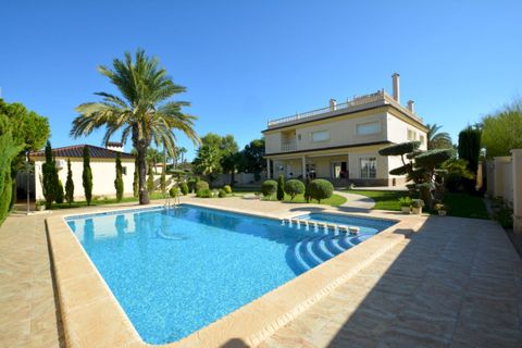 Villa i Cabo Roig, Alicante, Cabo Roig - € 1.800.000 | Ref: MLSC1184510/13477 - foto 17