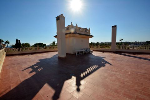 Villa i Cabo Roig, Alicante, Cabo Roig - € 1.800.000 | Ref: MLSC1184510/13477 - foto 25