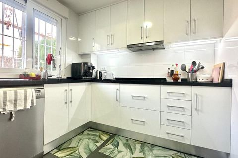 Villa a Torrevieja, Alicante, Torrevieja - € 264.900 | Ref: MLSC7159697/13477 - foto 7