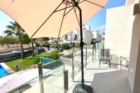 Villa a Torrevieja, Alicante, Torrevieja - € 264.900 | Ref: MLSC7159697/13477 - foto 18