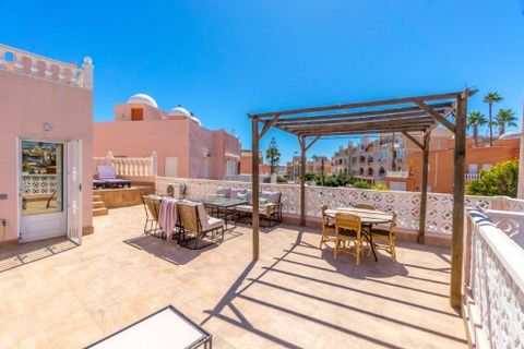 Villa a Torrevieja, Alicante, Torrevieja - € 399.000 | Ref: MLSC3534624/13477 - foto 2