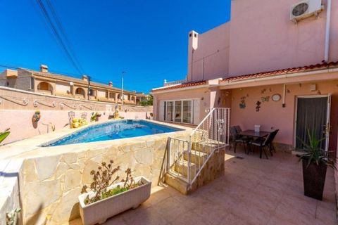 Villa a Torrevieja, Alicante, Torrevieja - € 399.000 | Ref: MLSC3534624/13477 - foto 4