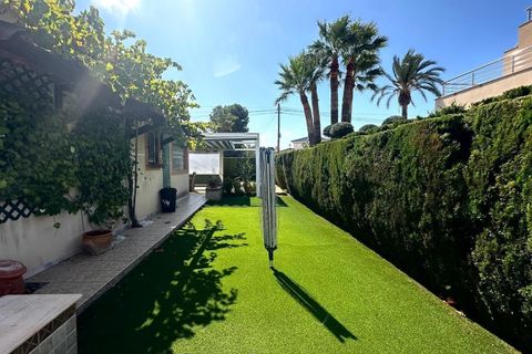 Villa a Cabo Roig, Alicante, Cabo Roig - € 850.000 | Ref: MLSC5763426/13477 - foto 12