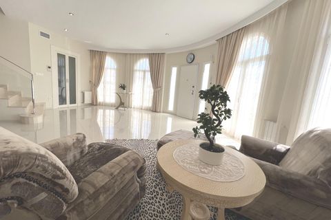 Villa a Rojales, Alicante, Rojales - € 857.000 | Ref: MLSC952079/13477 - foto 40