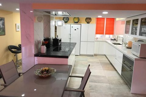 Villa a Cabo Roig, Alicante, Cabo Roig - € 1.490.000 | Ref: MLSC6153776/13477 - foto 17